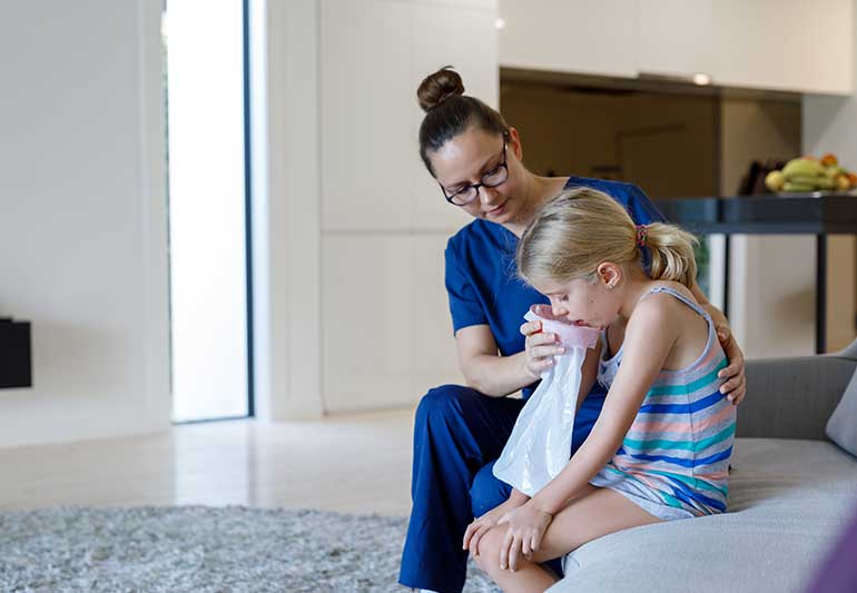 15 Effective Home Remedies for Vomiting Children