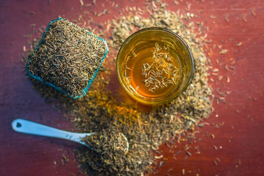 7 Amazing Benefits of Drinking Cumin Water