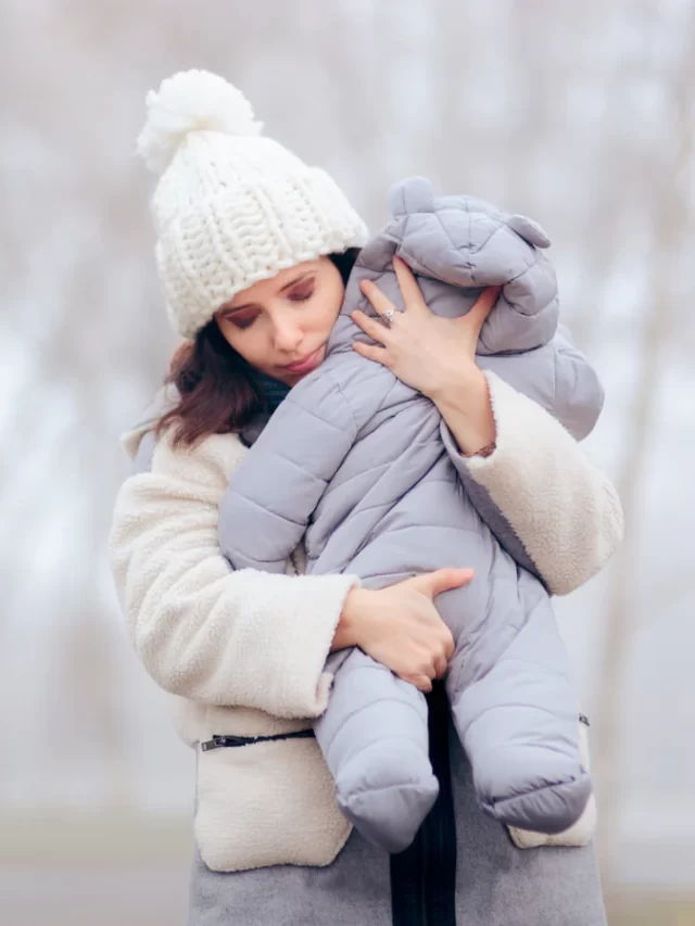 Tips and Tricks for Swaddling Your Baby in Winter